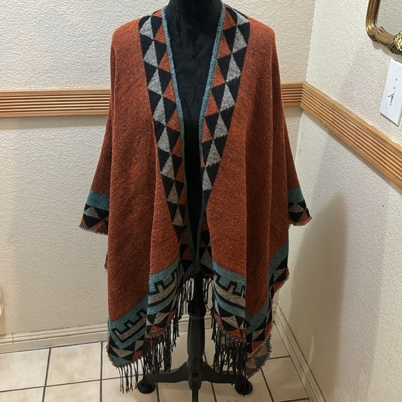 Kollie Moore Women’s Printed Tassel Open front Poncho Cape Cardigan Wrap Shawl - Picture 3 of 10